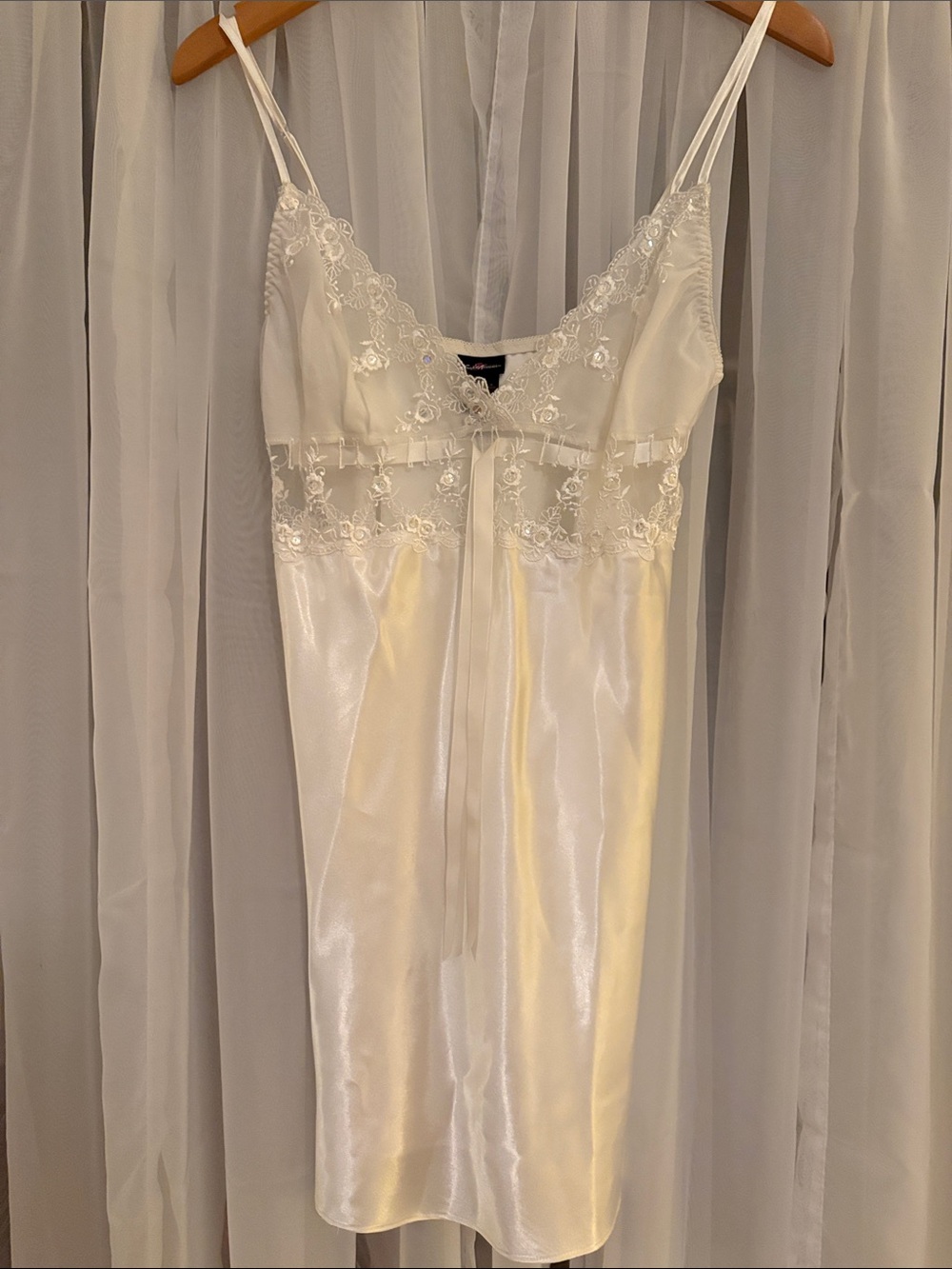 Secret Treasures Satin Lace Chemise in Ivory